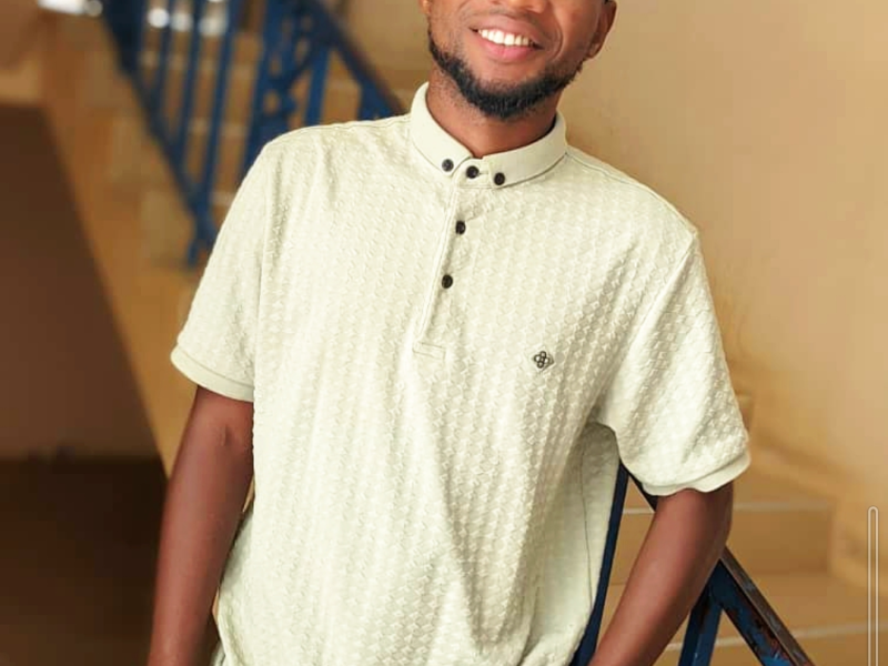 NINATOA HUDUMA YA KUKUZA ACCOUNT ZA MITANDAO YA KIJAMII